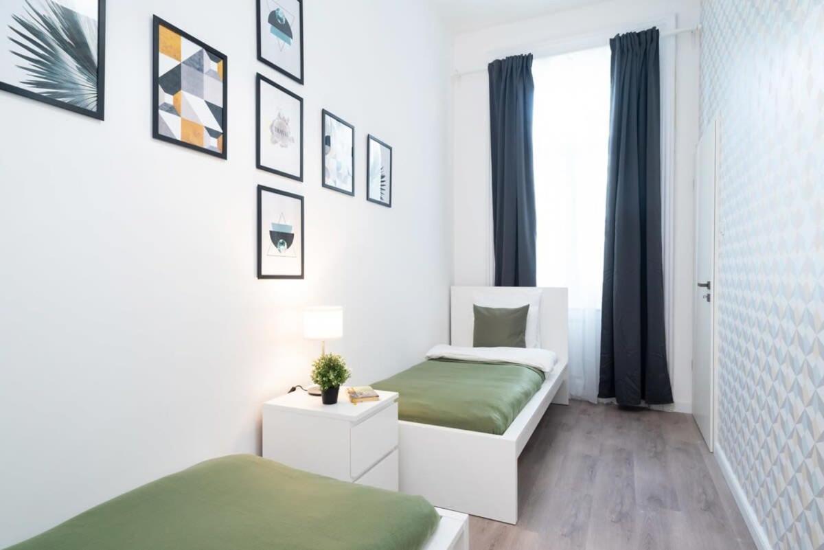 Large Apartment At Perfect Central Location Budapest Exterior foto